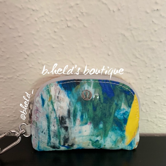 lululemon Dual Pouch Wristlet in No Limits White Multi/Vapor One Size New NWT - Picture 2 of 16